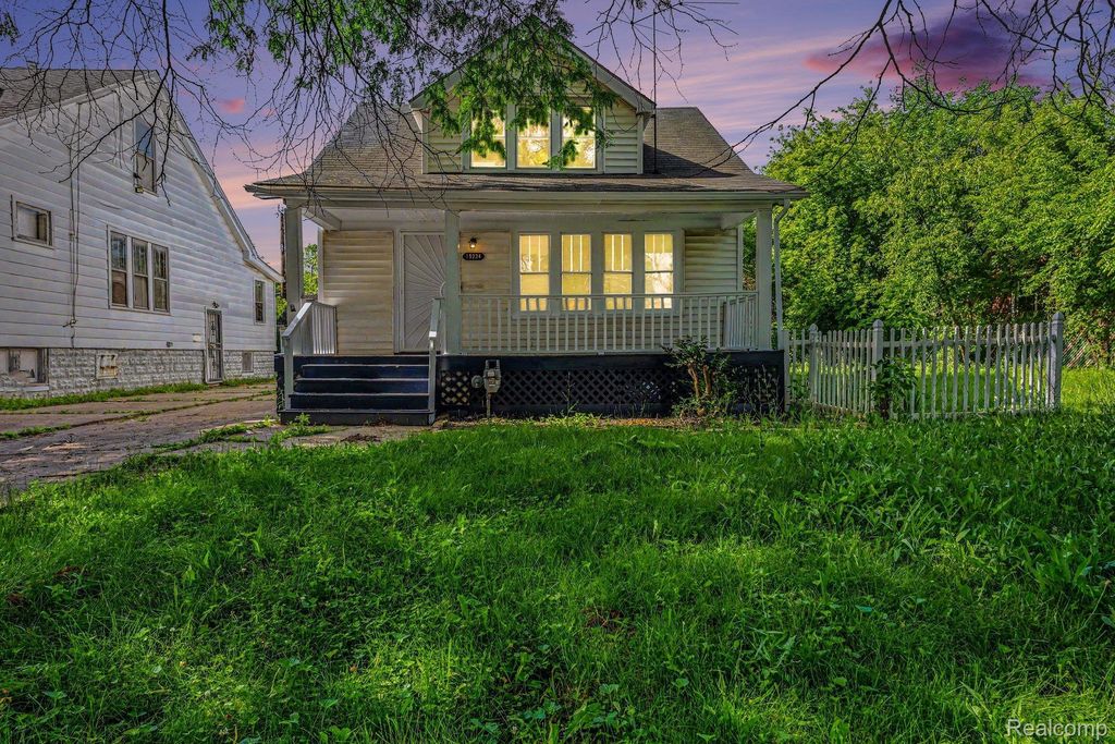 15224 Rossini Drive, Detroit city