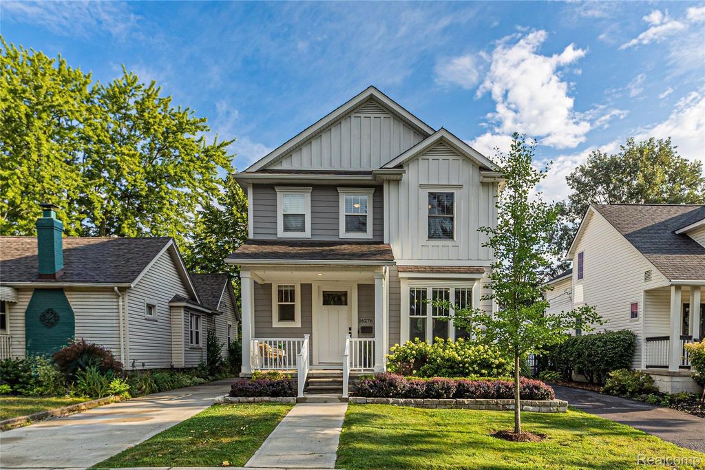 16276 Kirkshire Avenue, Beverly Hills village