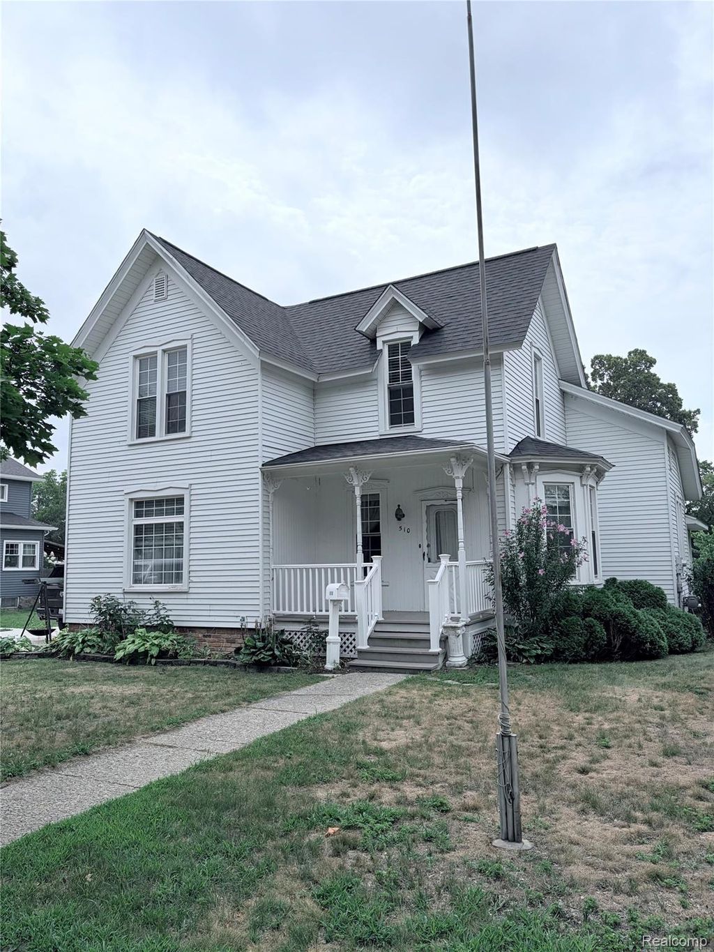 510 E Main Street, Flushing city