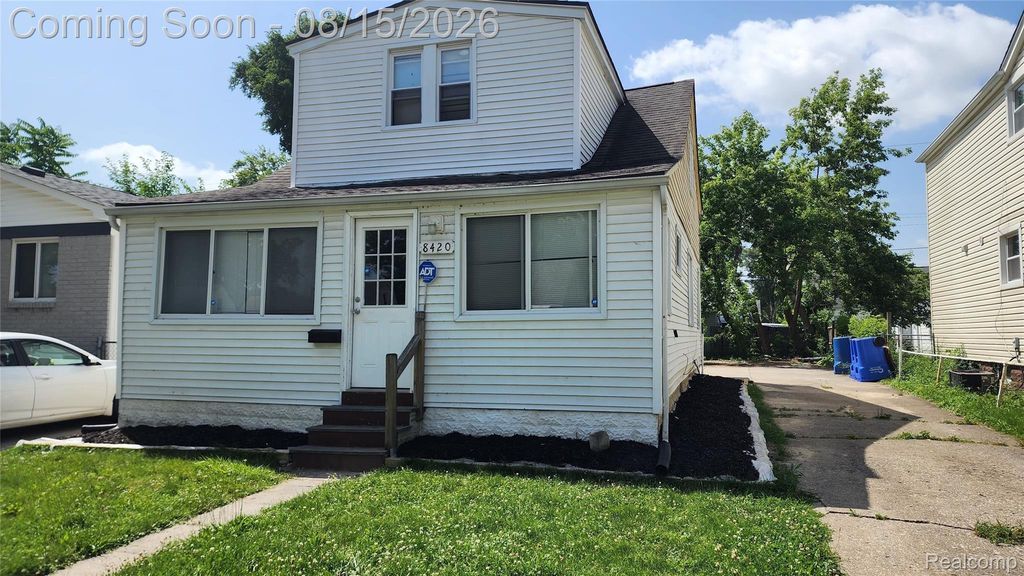 8420 Jewett Avenue, Warren city