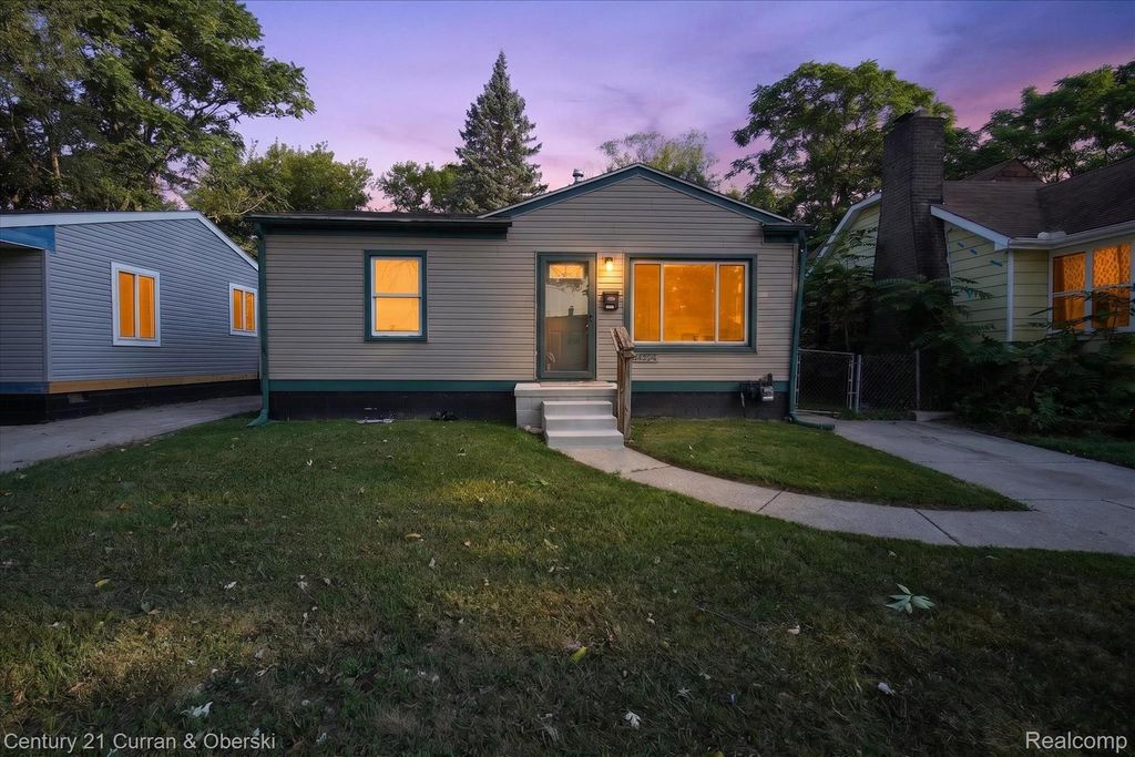 25906 Lehigh Street, Inkster city
