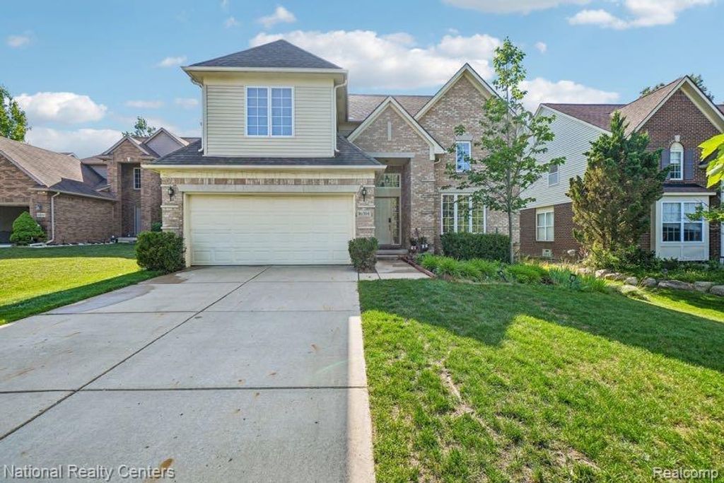 16304 Mulberry Way, Northville township