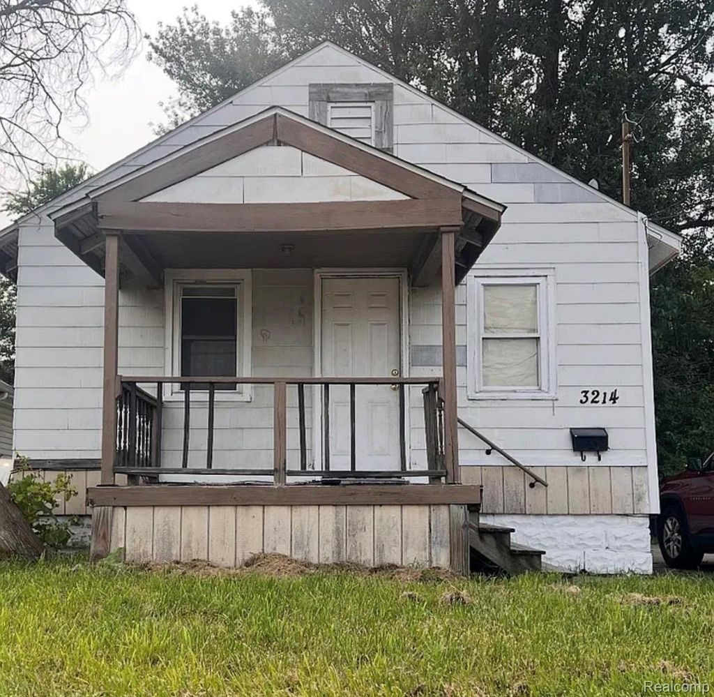3214 S Grand Traverse Street, Flint city