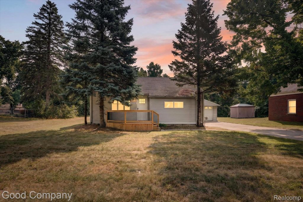 21150 Avon Lane, Southfield city