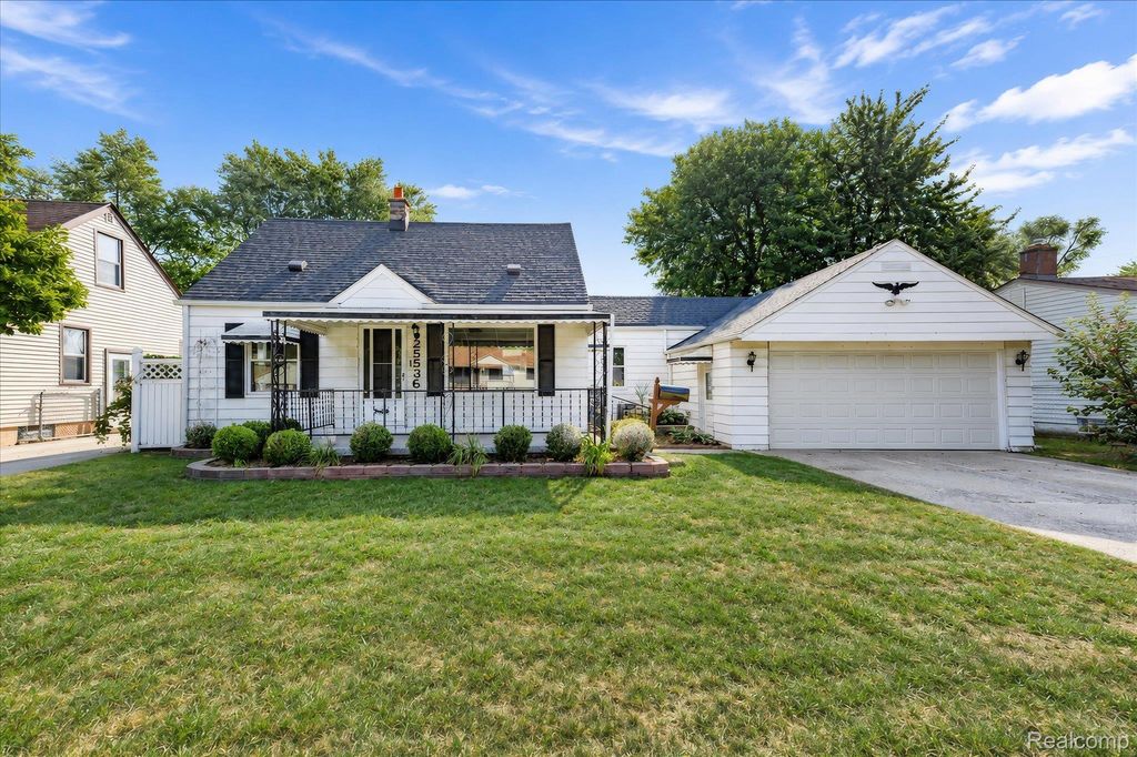 25536 Firwood Avenue, Warren city