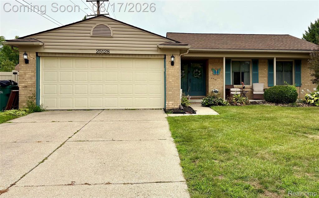 25128 Blanche Court, Brownstown charter township