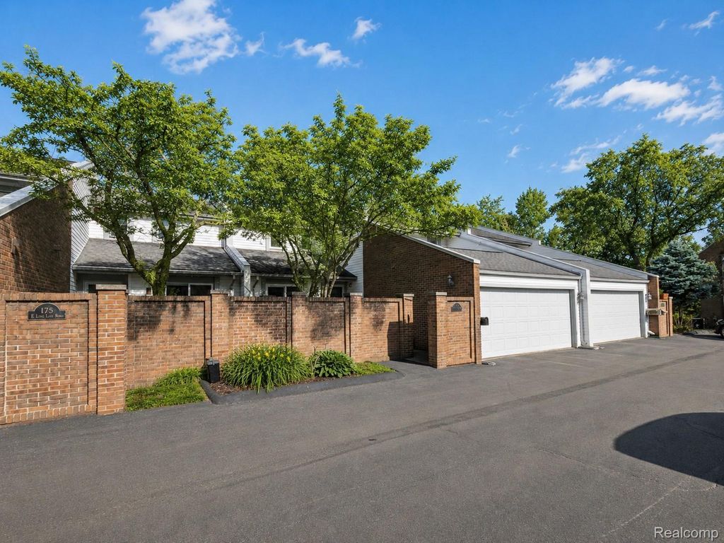 177 E Long Lake Road, Bloomfield Hills