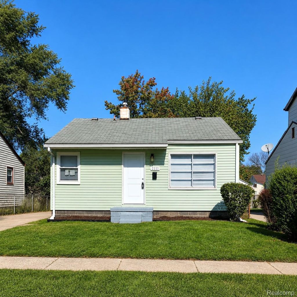 2111 Otis Avenue, Warren city