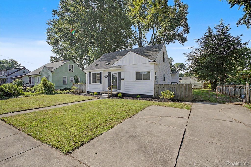 31765 Brown Street, Garden City city