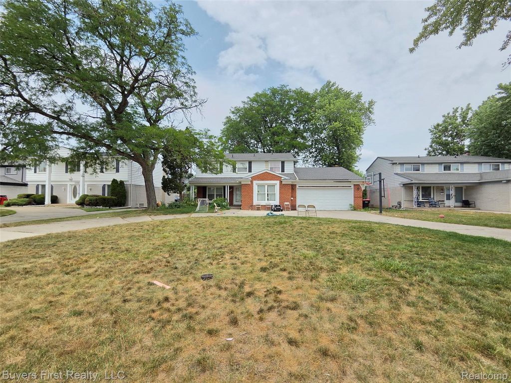 17150 Hilton Street, Southfield city