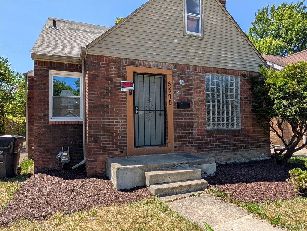 5575 Buckingham Avenue, Detroit city