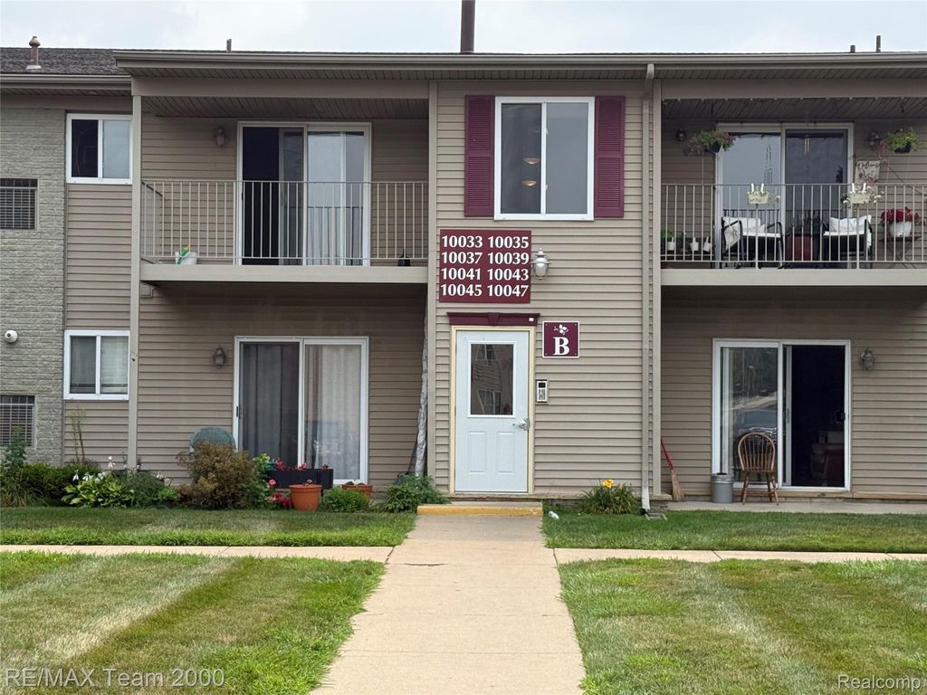 10041 Allen Pointe Drive, Allen Park