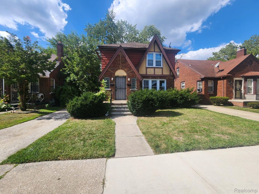 16723 Asbury Park, Detroit