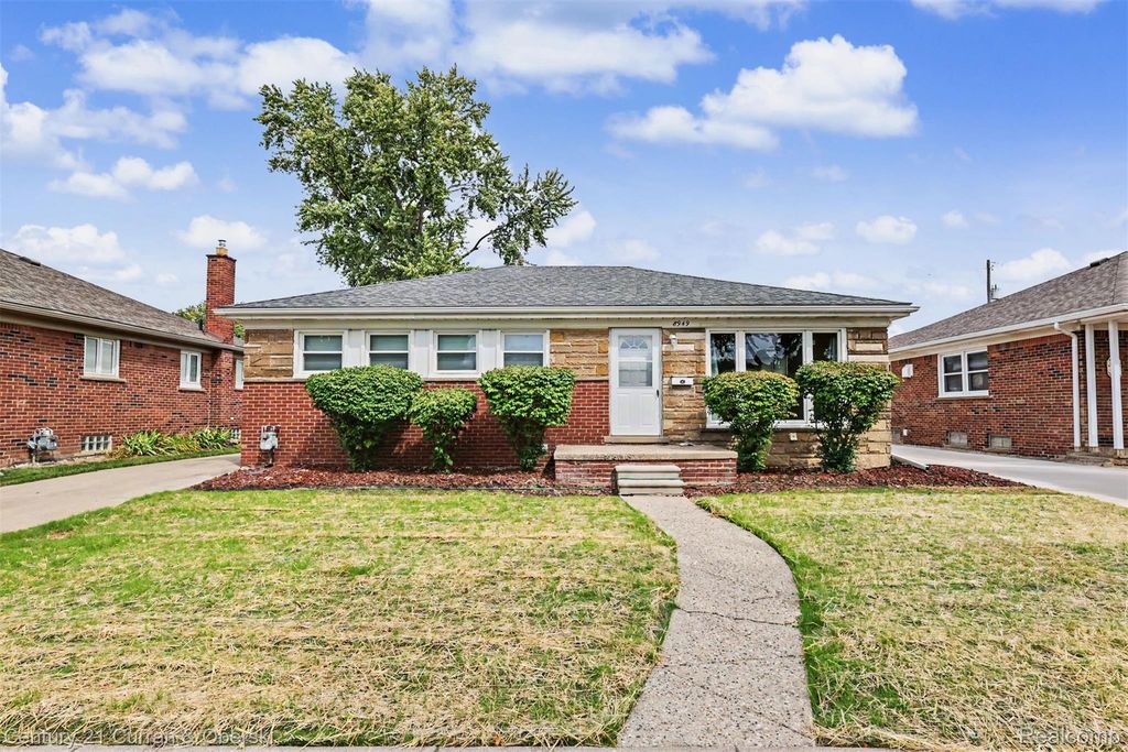 8949 Fox Avenue, Allen Park city