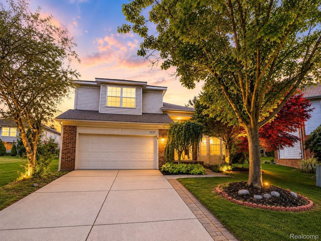 3235 Lynhurst Court, Rochester city