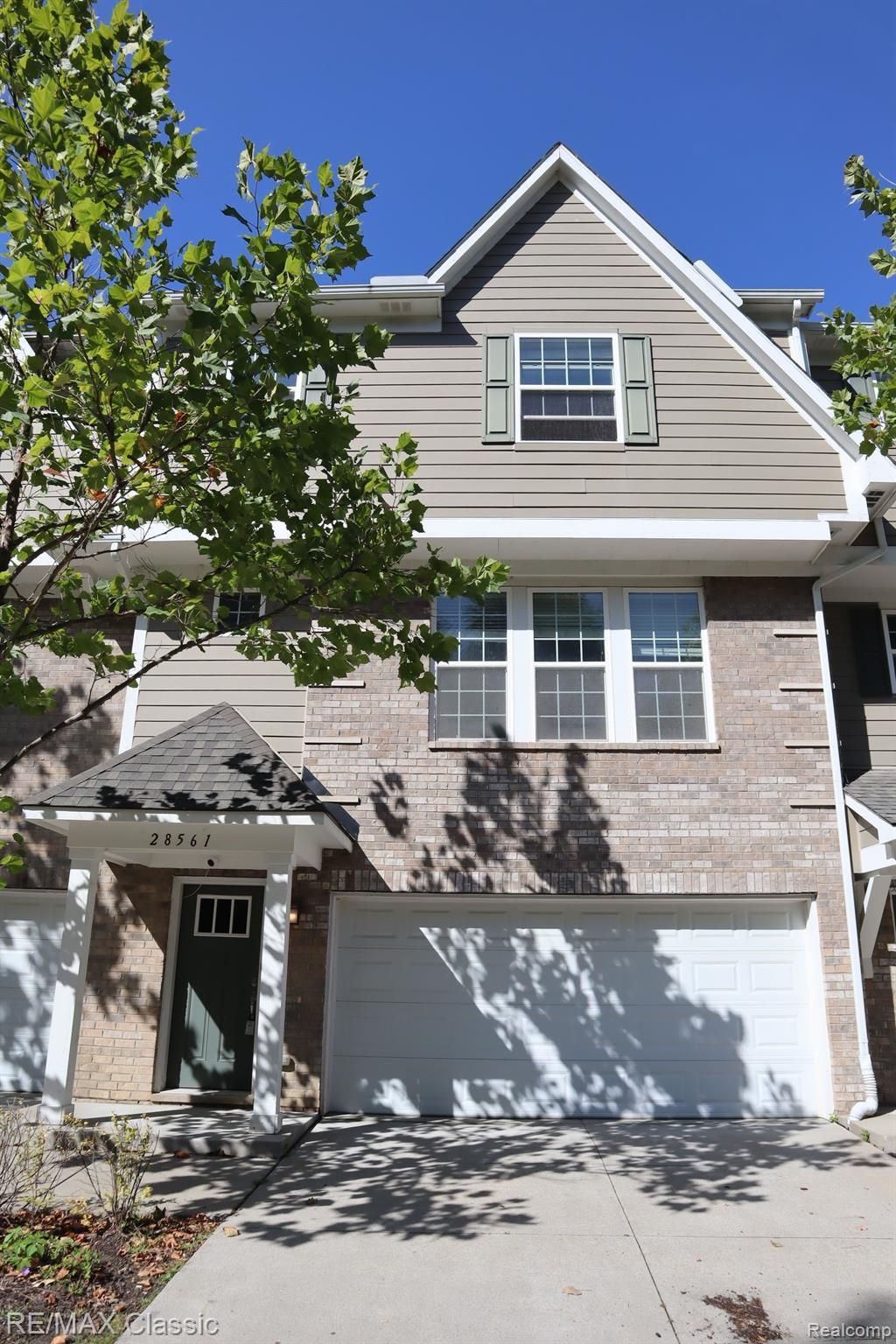 28561 Melanie Lane, Novi