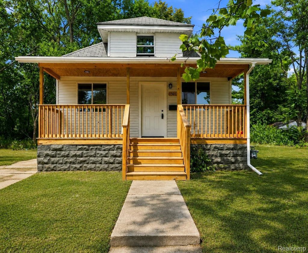 15053 Spring Garden Street, Detroit city