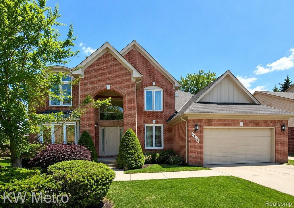 1176 Cadmus Drive, Troy city