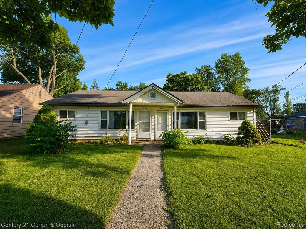 35245 Melton Street, Westland city