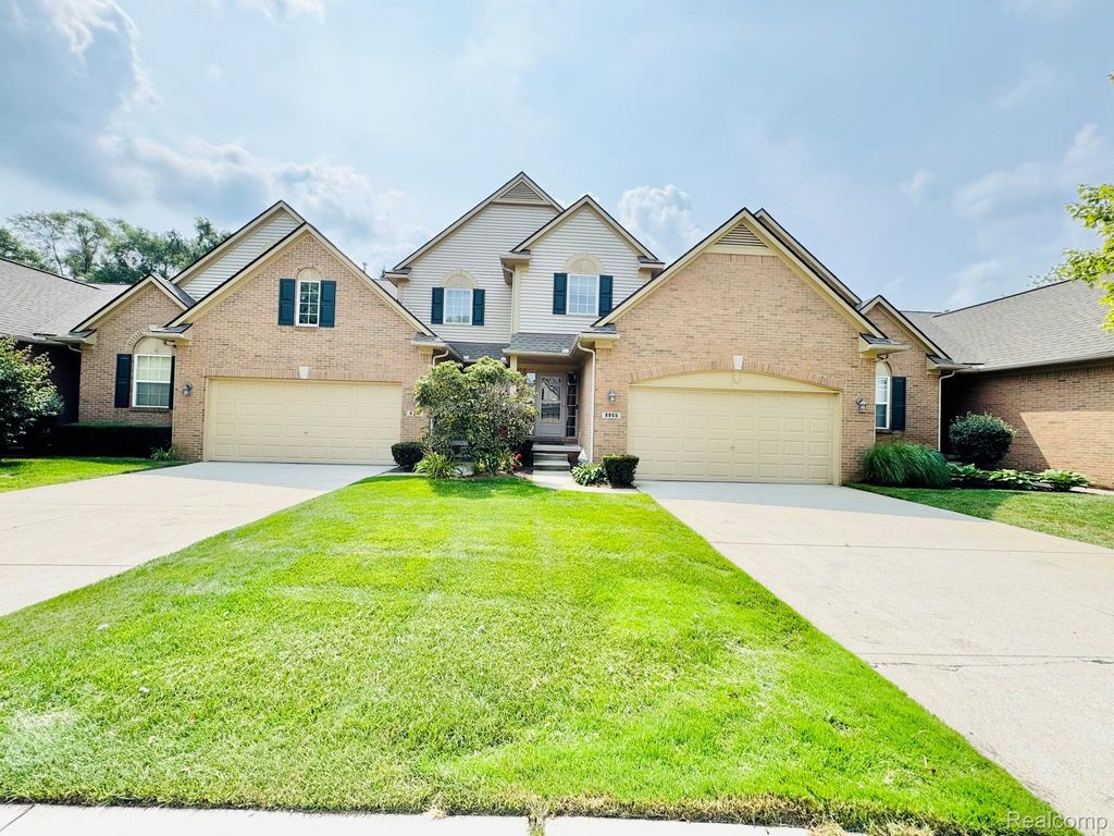 8055 Springdale Drive, White Lake