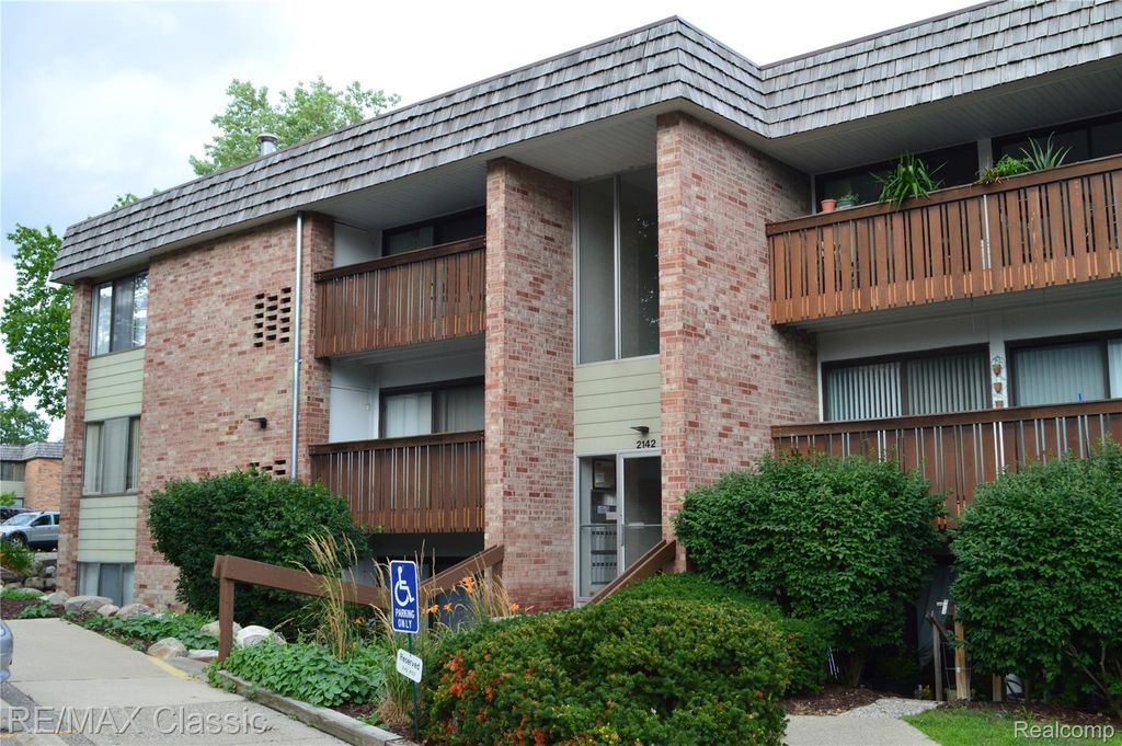 2142 Pauline, Ann Arbor