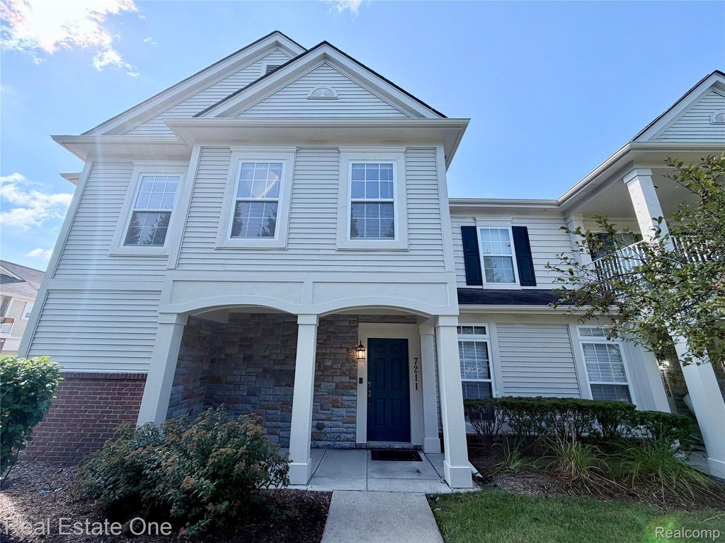 7211 Addington Drive, Walled Lake