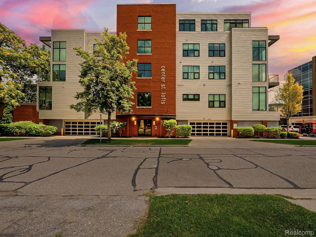 100 N Center Street 401, Royal Oak