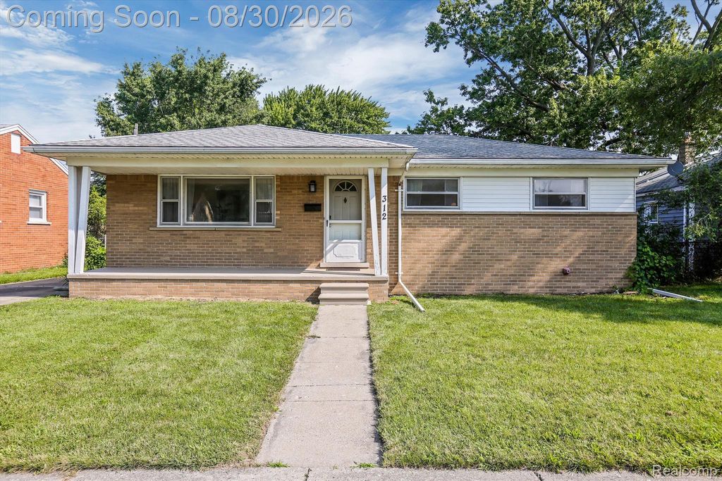312 W Lincoln Avenue, Madison Heights city