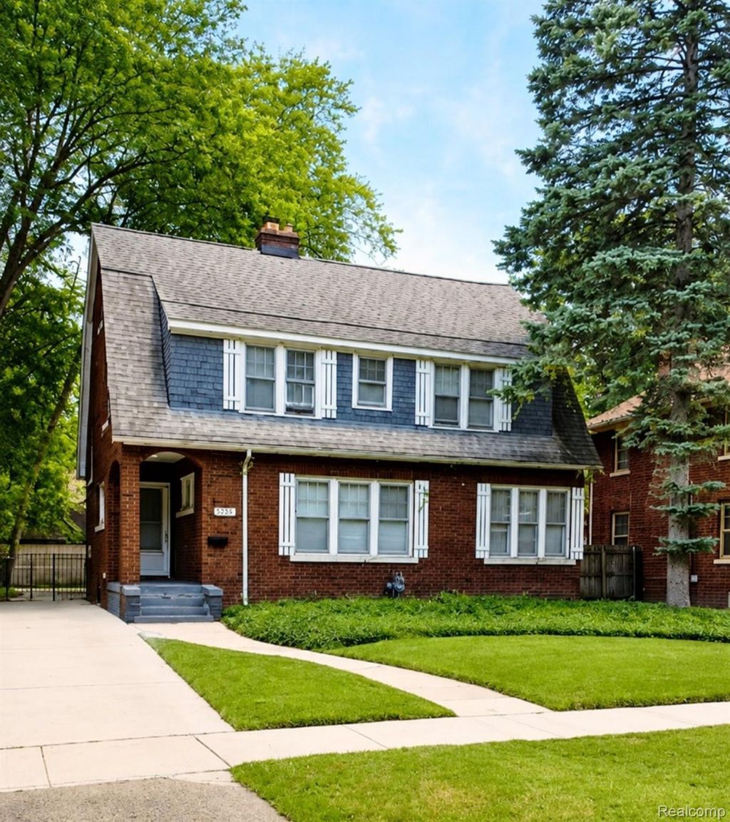 16715 Edinborough Road, Detroit city