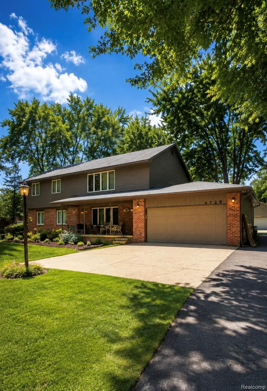 6729 Norton Drive, Troy