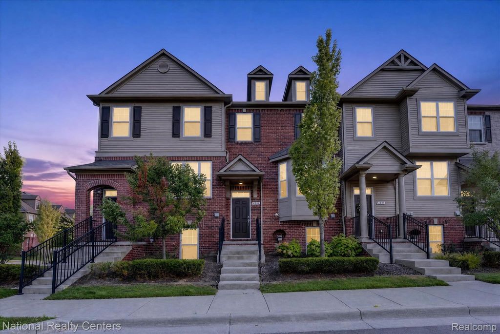 330 Glenhurst Boulevard, Rochester Hills city