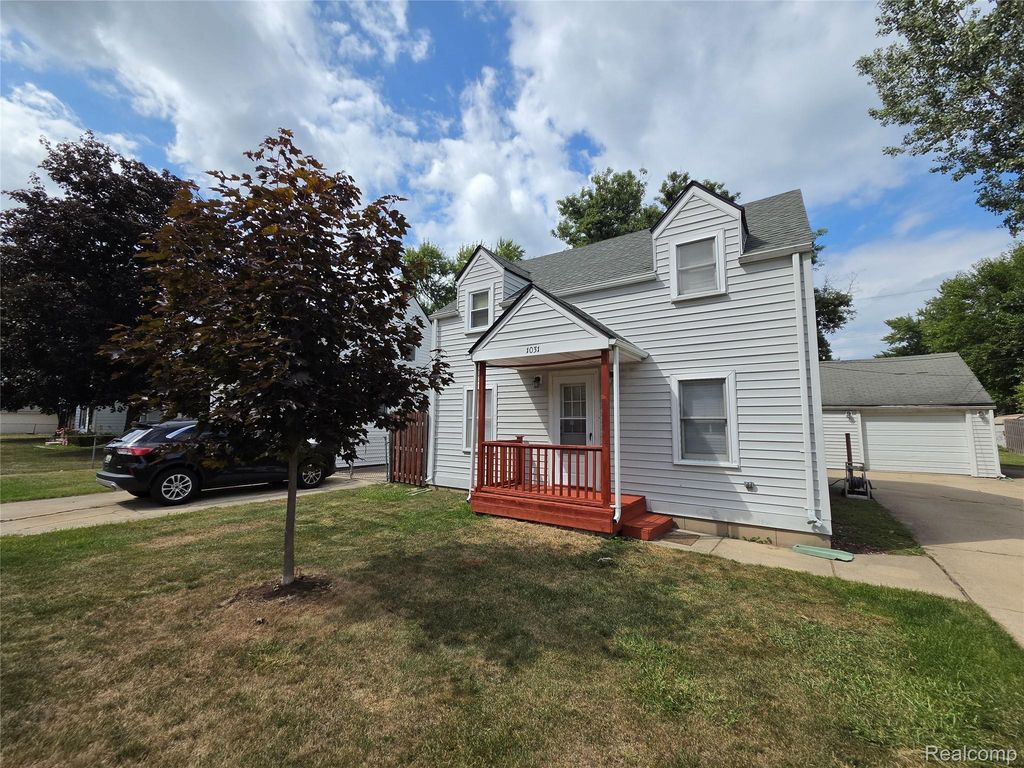 1031 Arthur Drive, Troy city