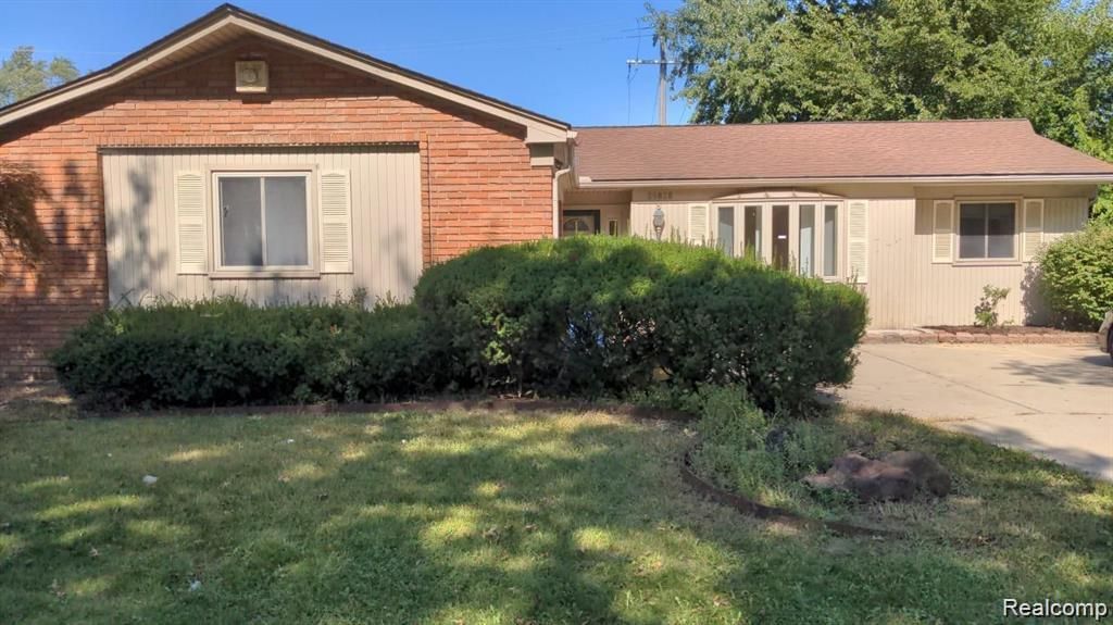 25828 Cherry Hill Road, Dearborn Heights city