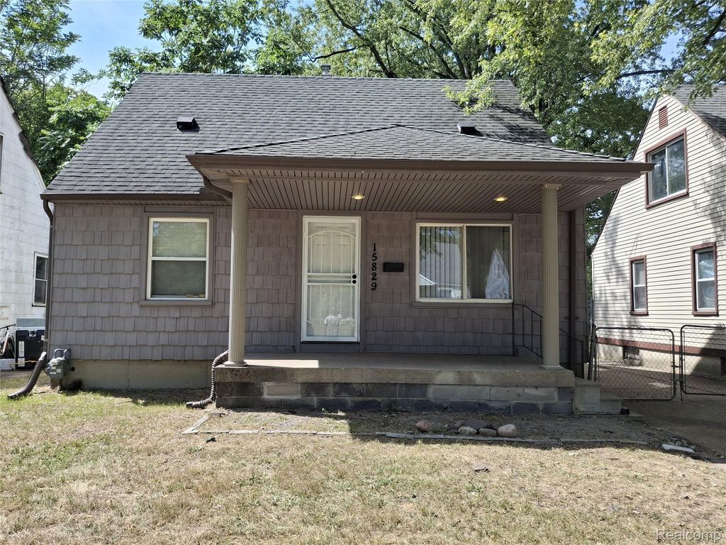 15829 Beaverland Street, Detroit city
