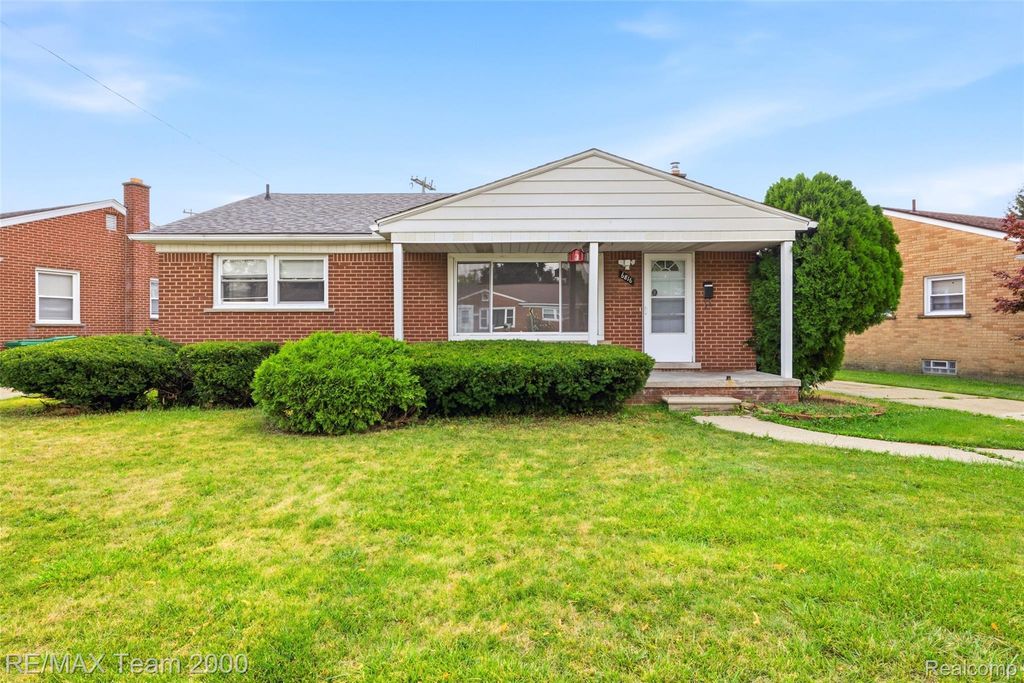 6816 Mansfield Street, Garden City city