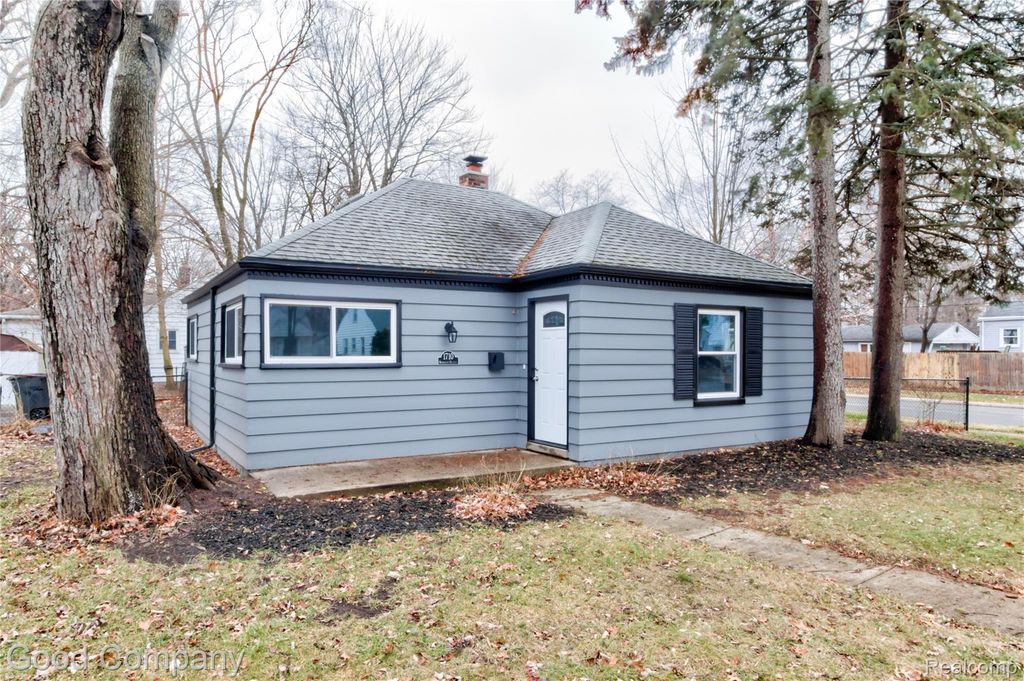 1710 Woodward Heights, Ferndale city