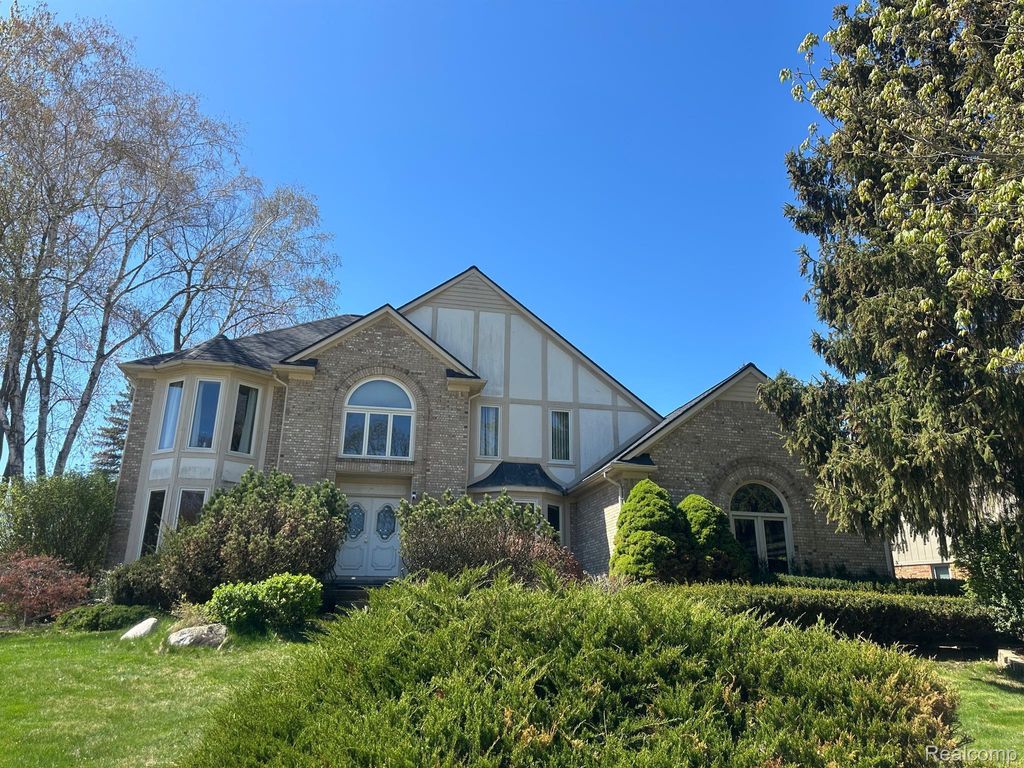 3229 Parkwood Drive, Rochester Hills city