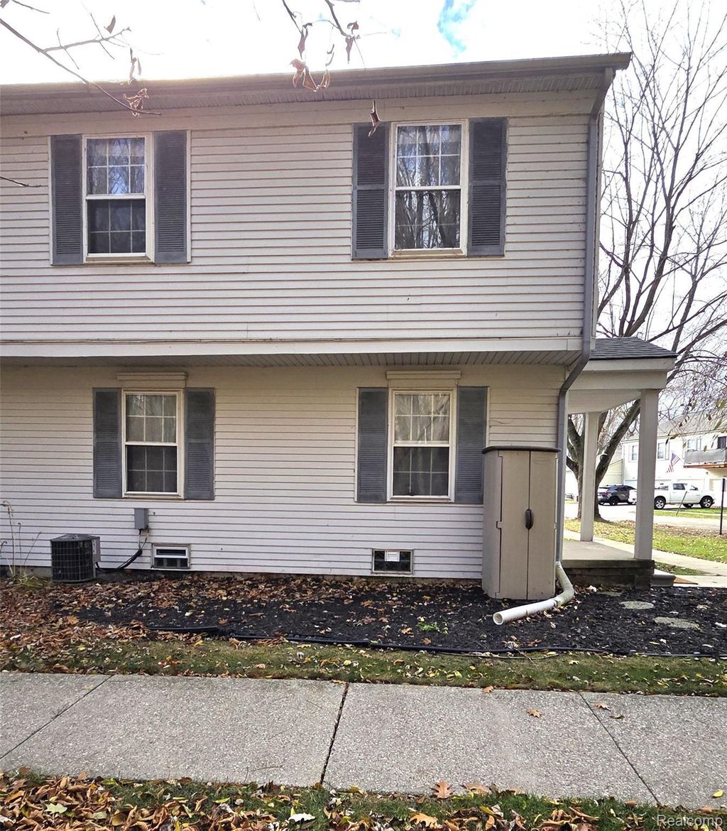 33647 Bayview Drive, Chesterfield