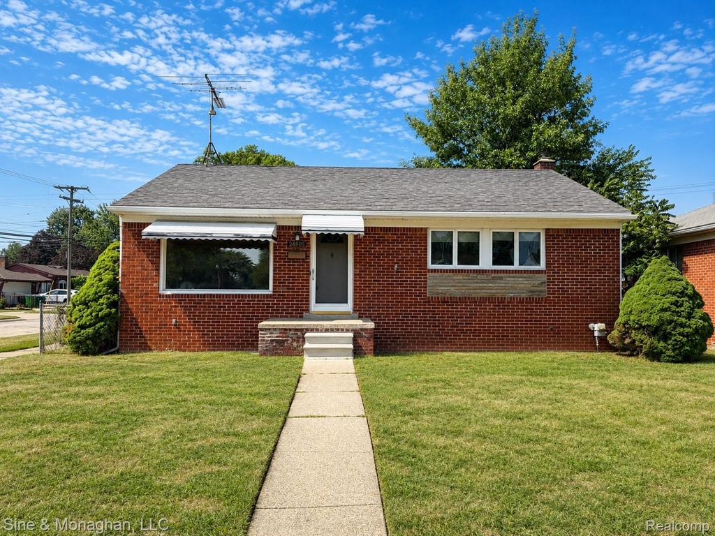 24805 Johnston Avenue, Eastpointe city
