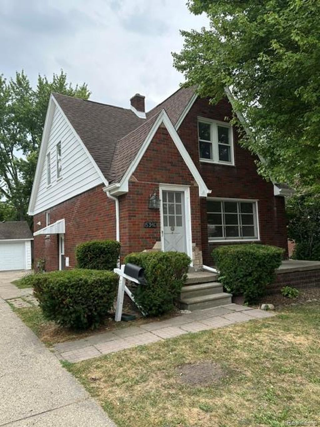 15346 Camden, Eastpointe city