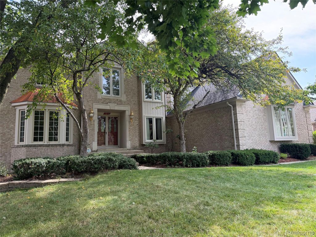 1594 Arbor Creek Drive, Rochester Hills city