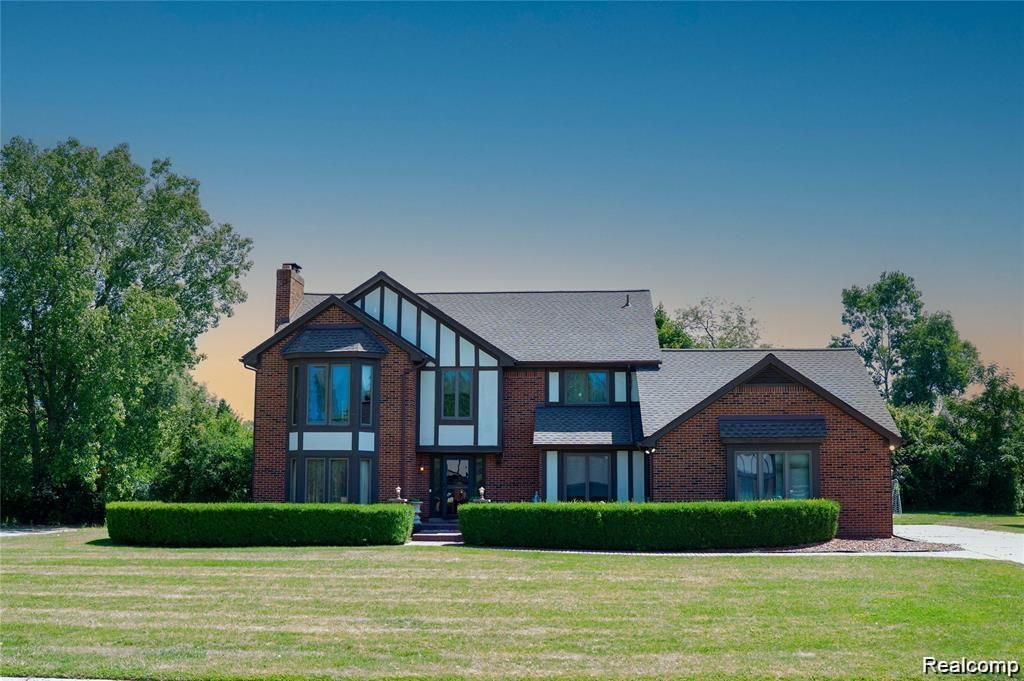6651 Arlington Drive, West Bloomfield charter township