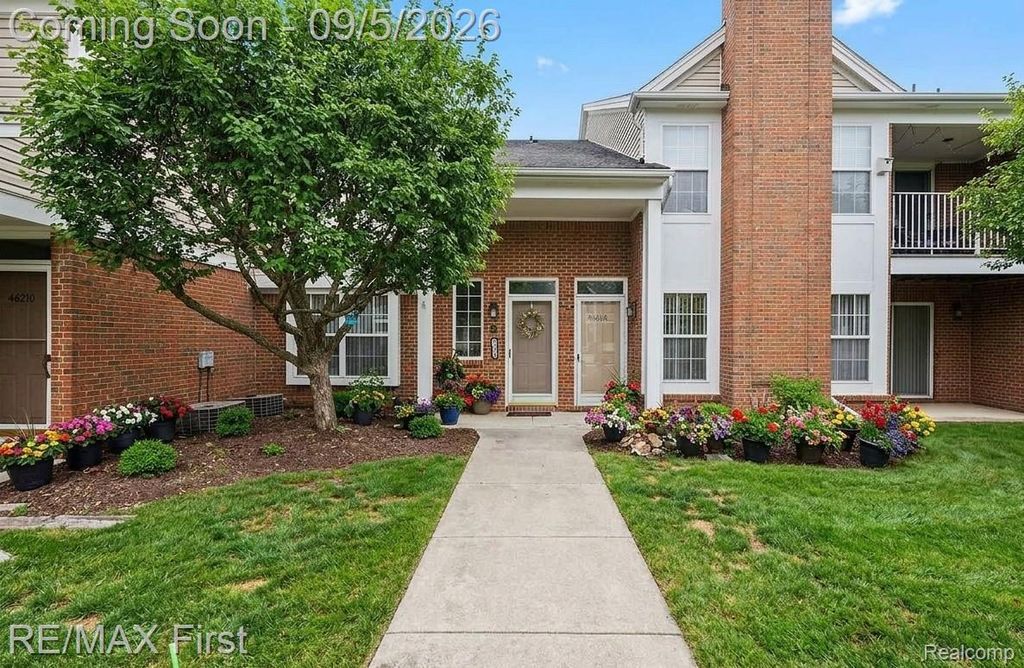 46124 Allenton Drive, Macomb