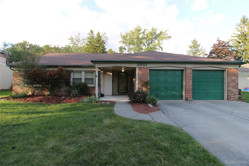 2951 Hill Drive, Troy