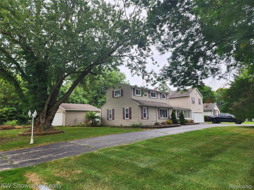 3913 Donley Avenue, Rochester Hills