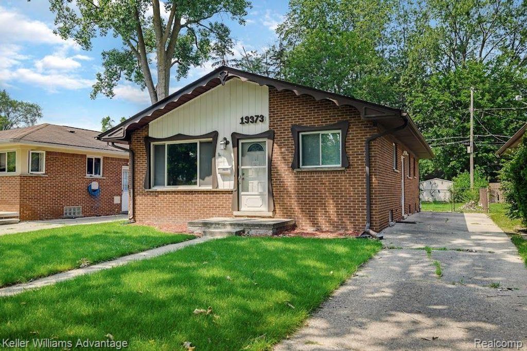 19373 Saint Francis Street, Livonia city