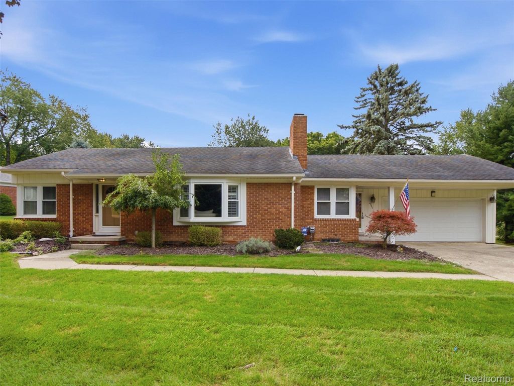 2645 Ayrshire Drive, Bloomfield charter township