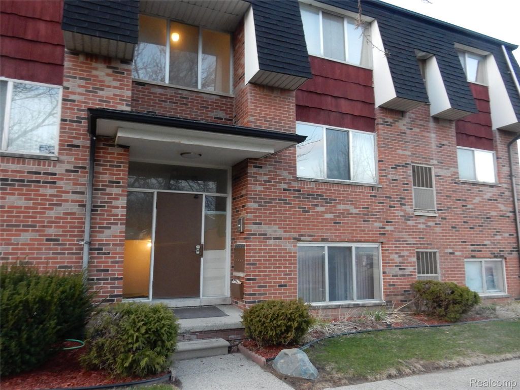 150 Arcola Street 6, Inkster