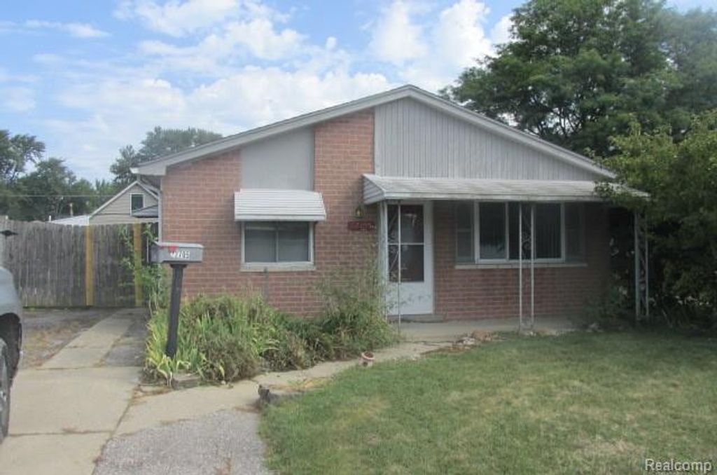 22705 Laukel Street, St. Clair Shores
