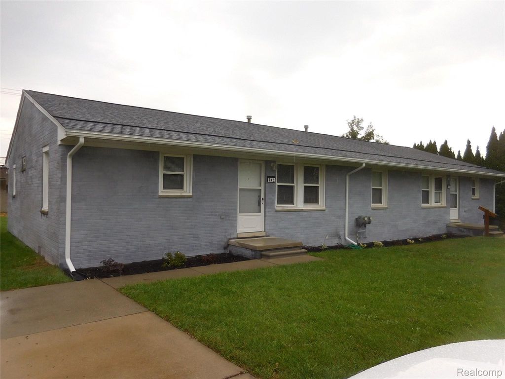 146 Olympia Drive, Troy